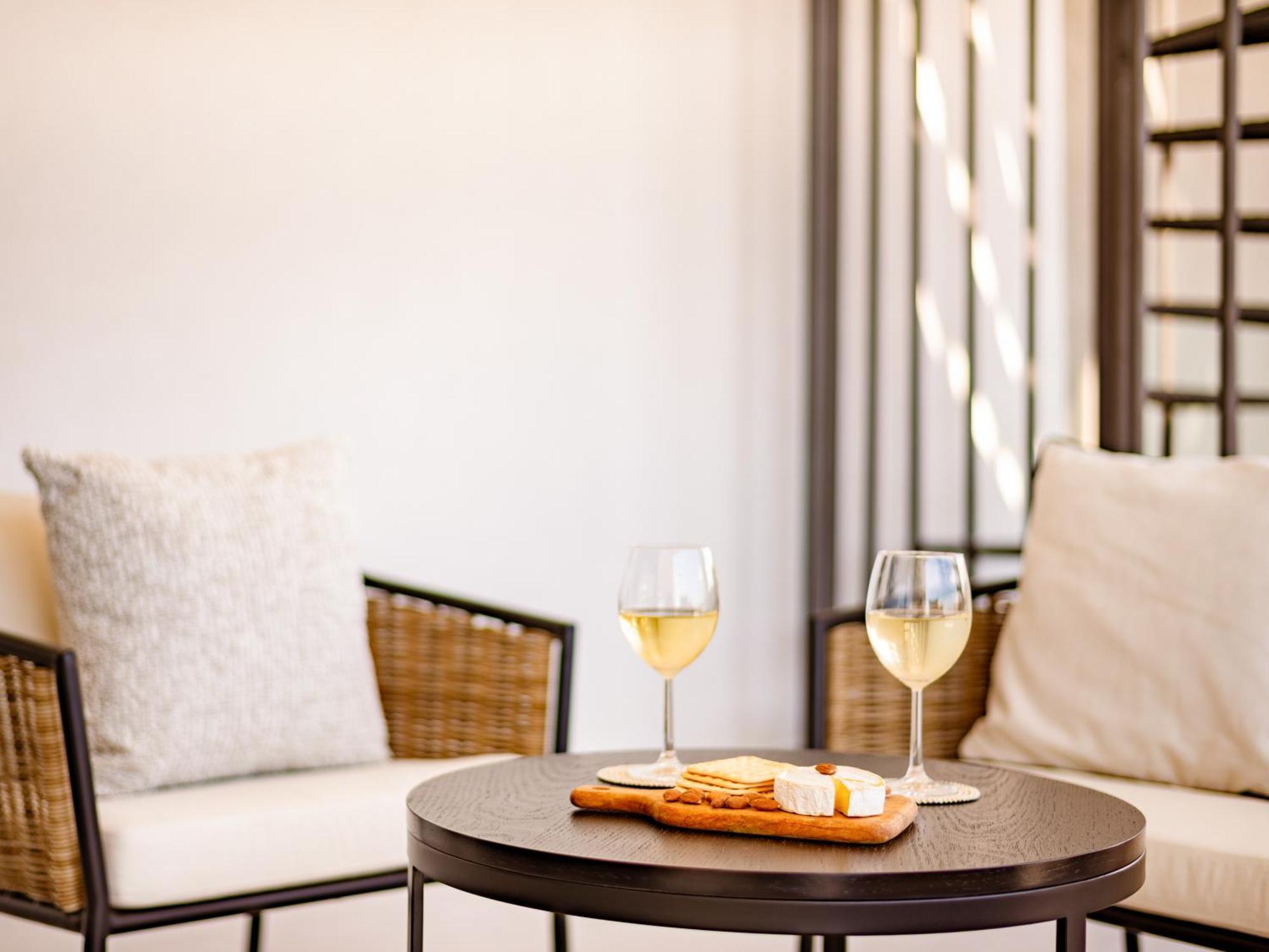 Sanders Eduardovich Apartment